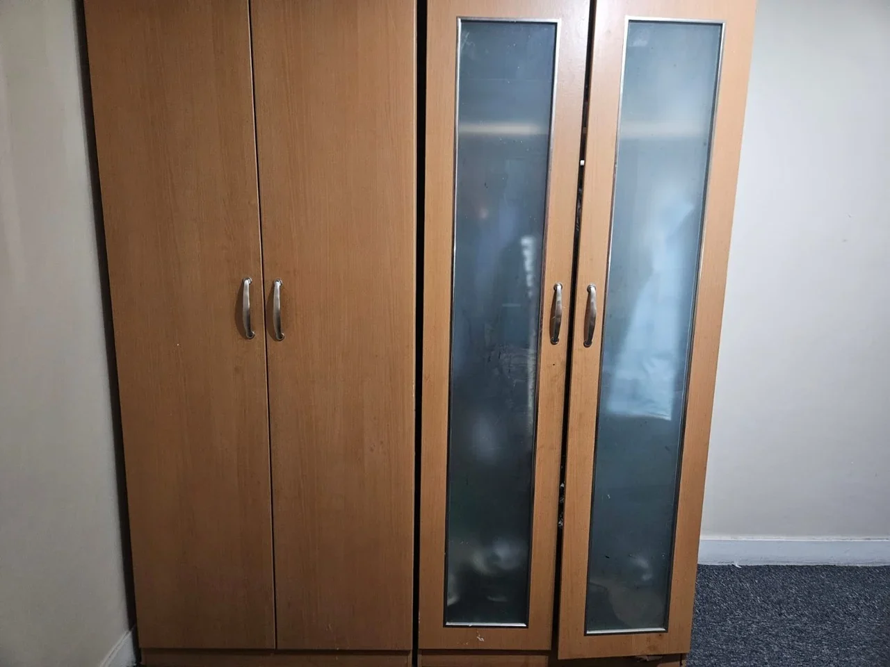 Room Hounslow Road in Greater London