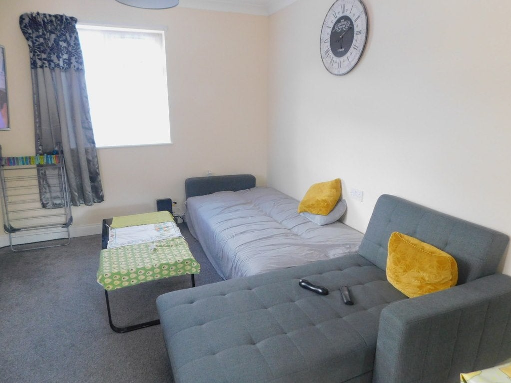 Room Warren Avenue in Southampton