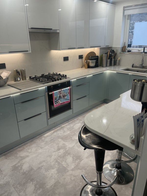 Room Oaks Grove in Greater London