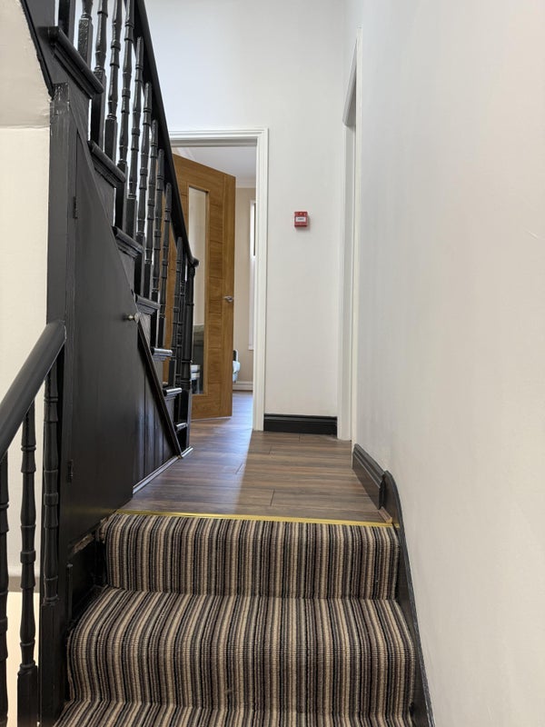 Room High Street in Greater London