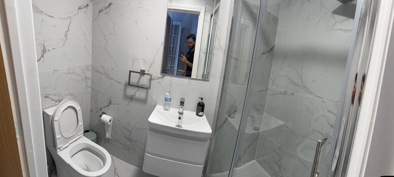 Room High Street in Greater London