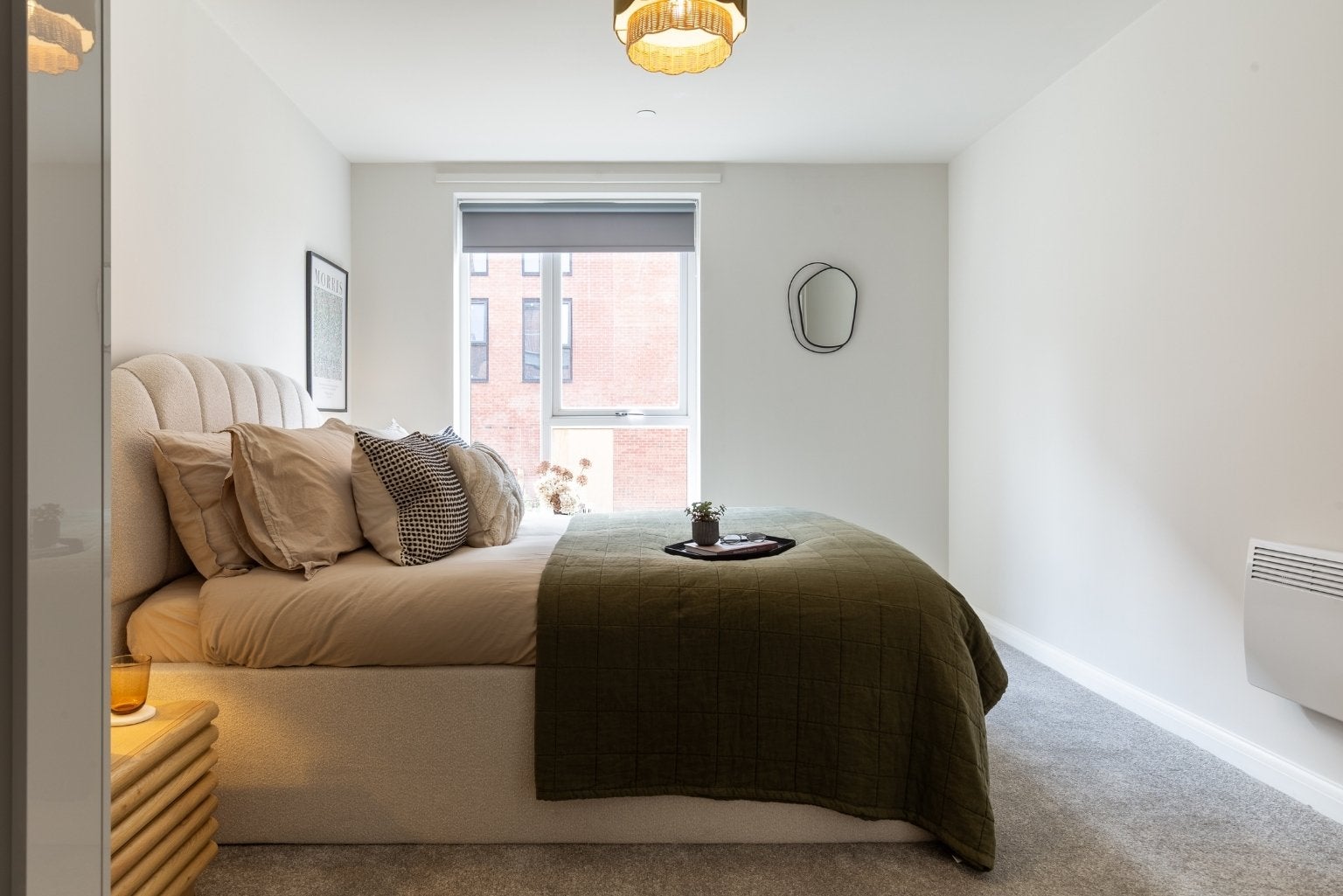 Flat Kirkstall Lane in Leeds