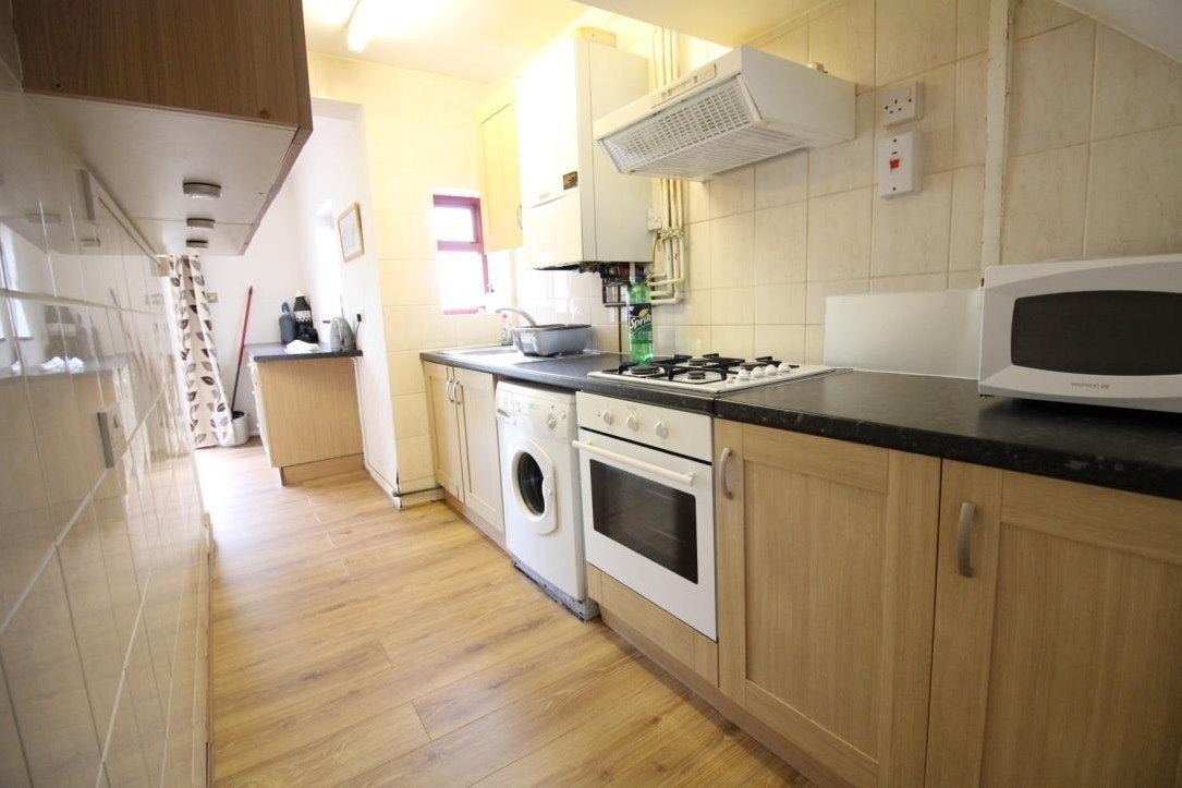 House Worton Gardens in Greater London