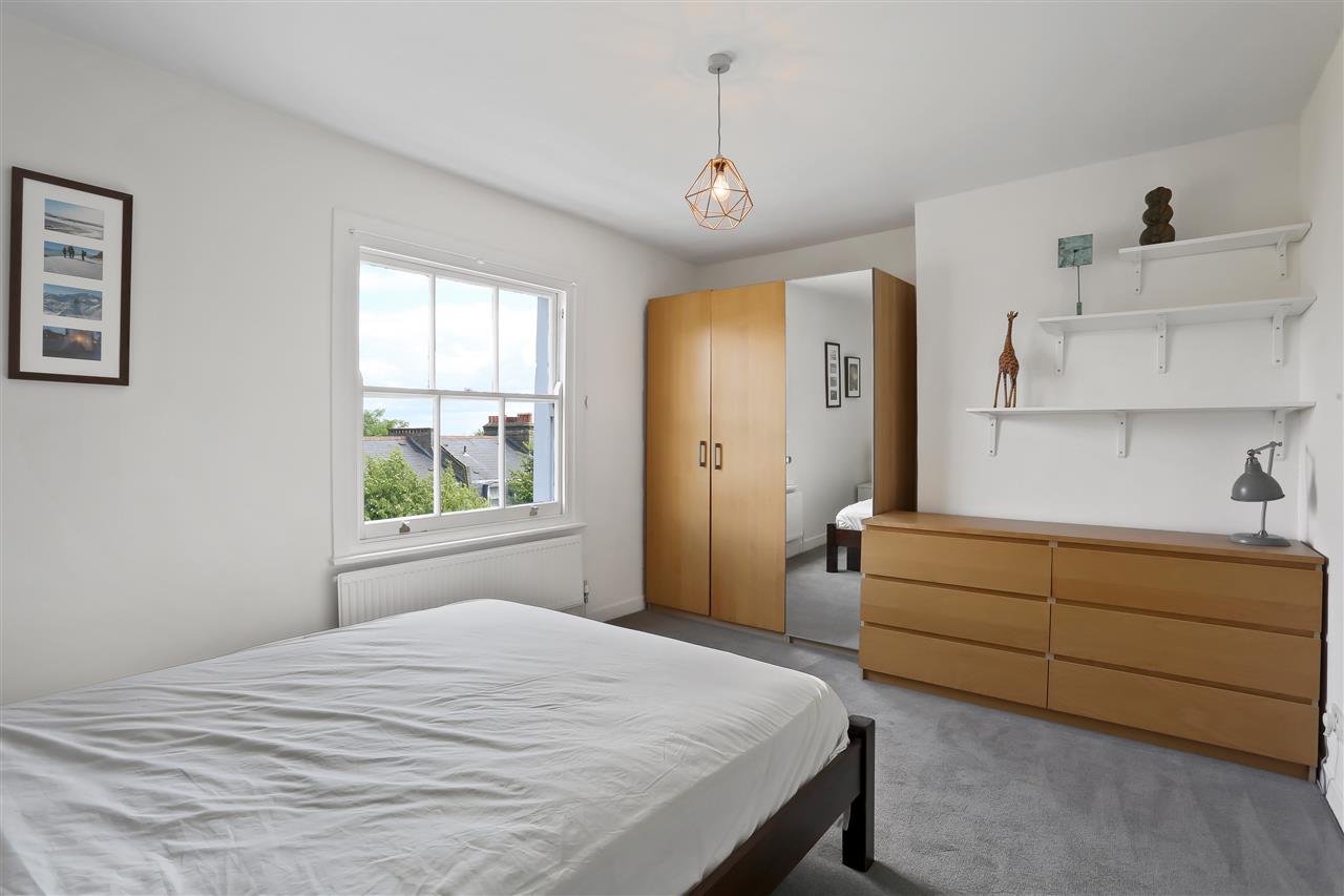 Flat Dartmouth Park Hill in Greater London