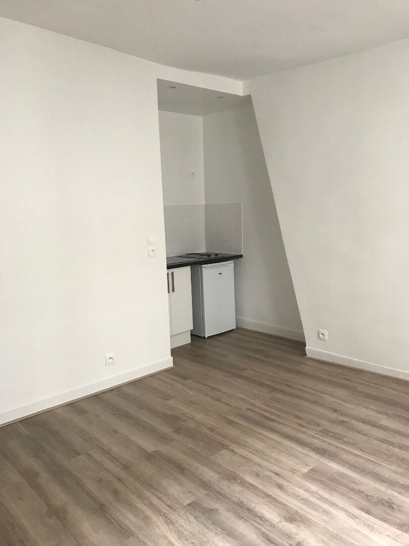 Flat Rue de la Cerisaie in Paris