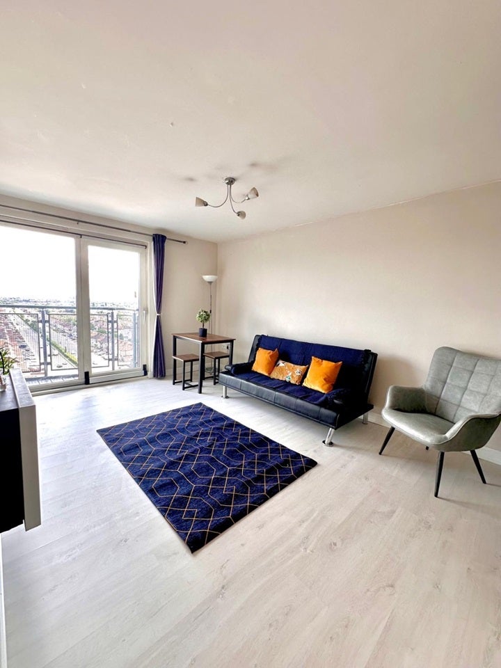 Flat Citygate House in Greater London