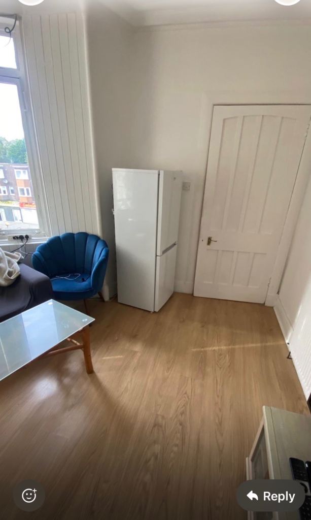 Flat Broomlands Street in Paisley
