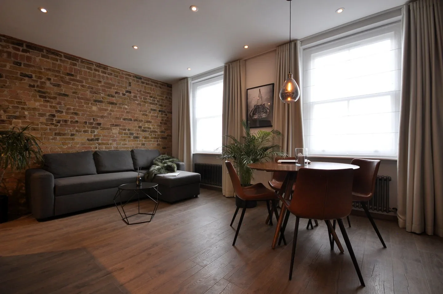 Flat Winsor Terrace in Greater London