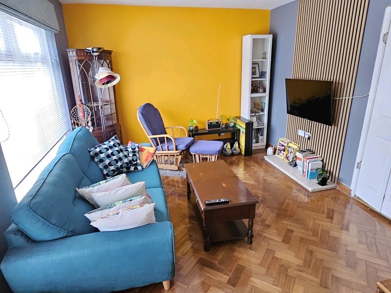 Room Perry Vale in Greater London