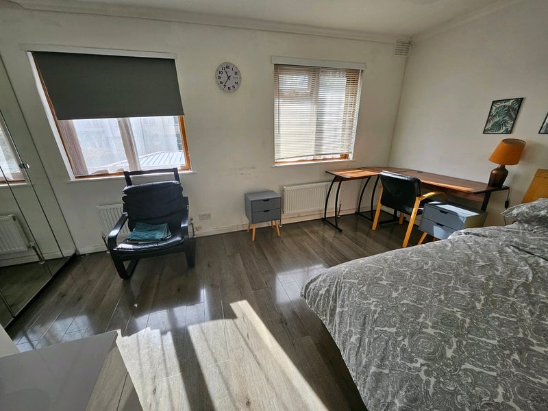 Room Perry Vale in Greater London
