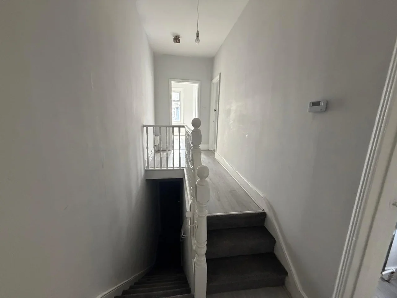 Flat Adams Road in Greater London