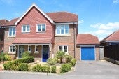 House Courthouse Road in Maidenhead