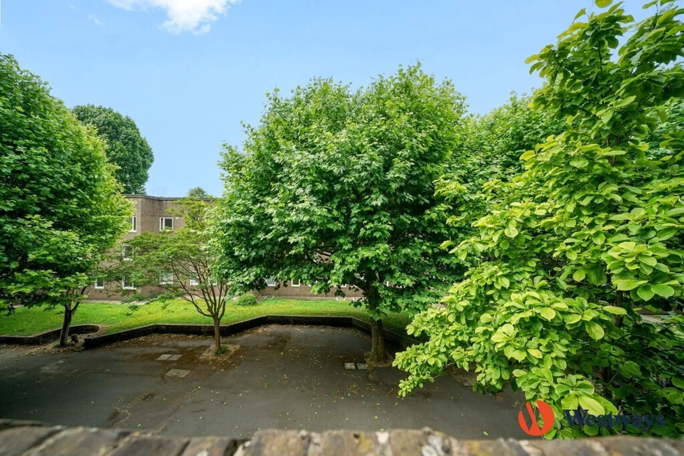 Flat Chippenham Road in City of Westminster