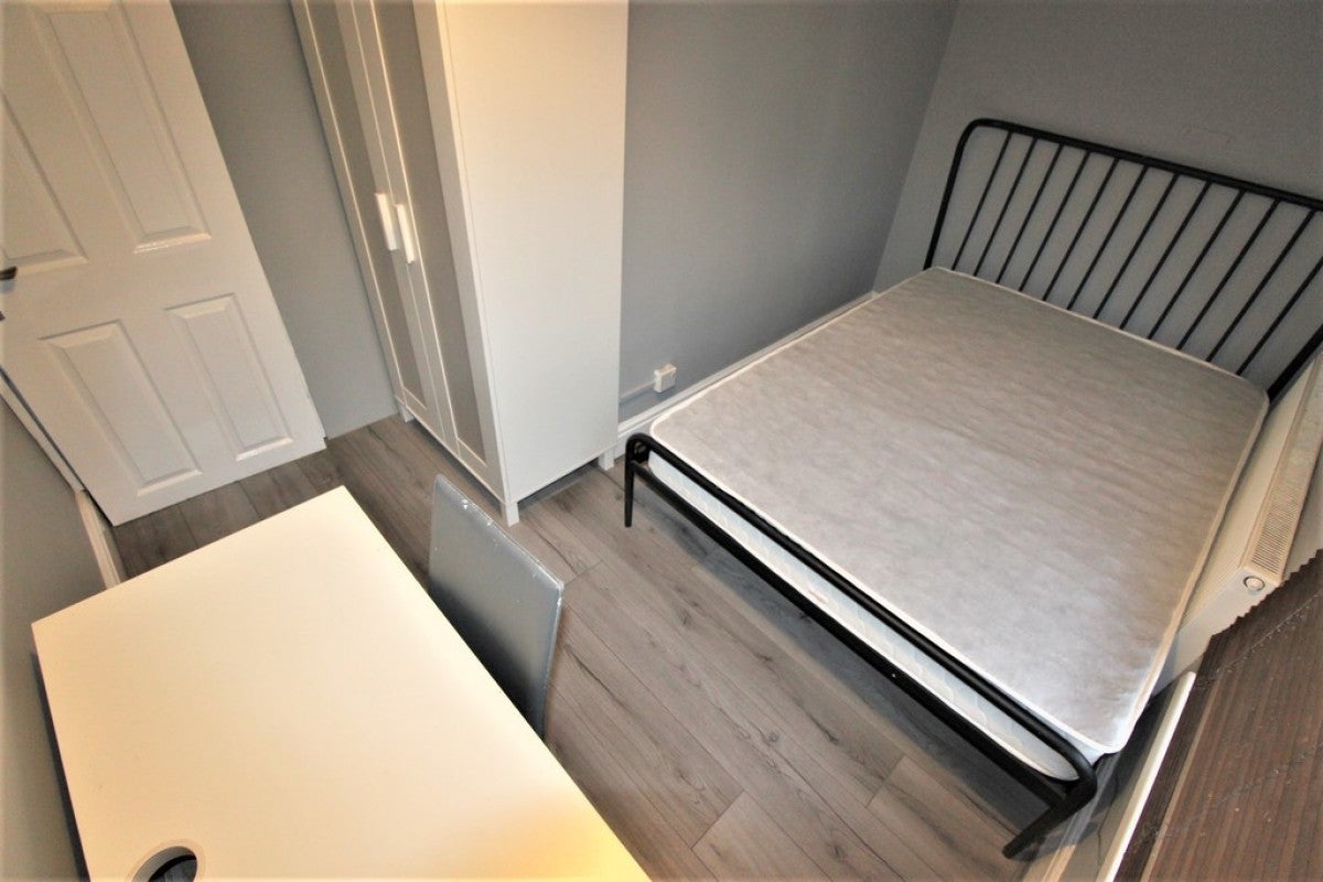 Room Botoner Road in Coventry