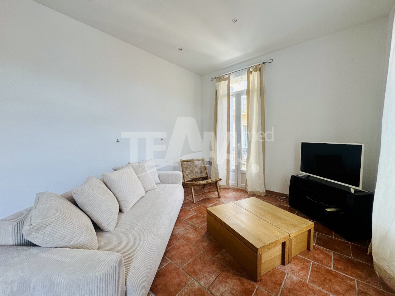 Flat Rue Paul Valéry in Sète