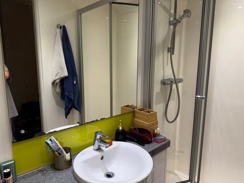 Room Steedman Street in Greater London