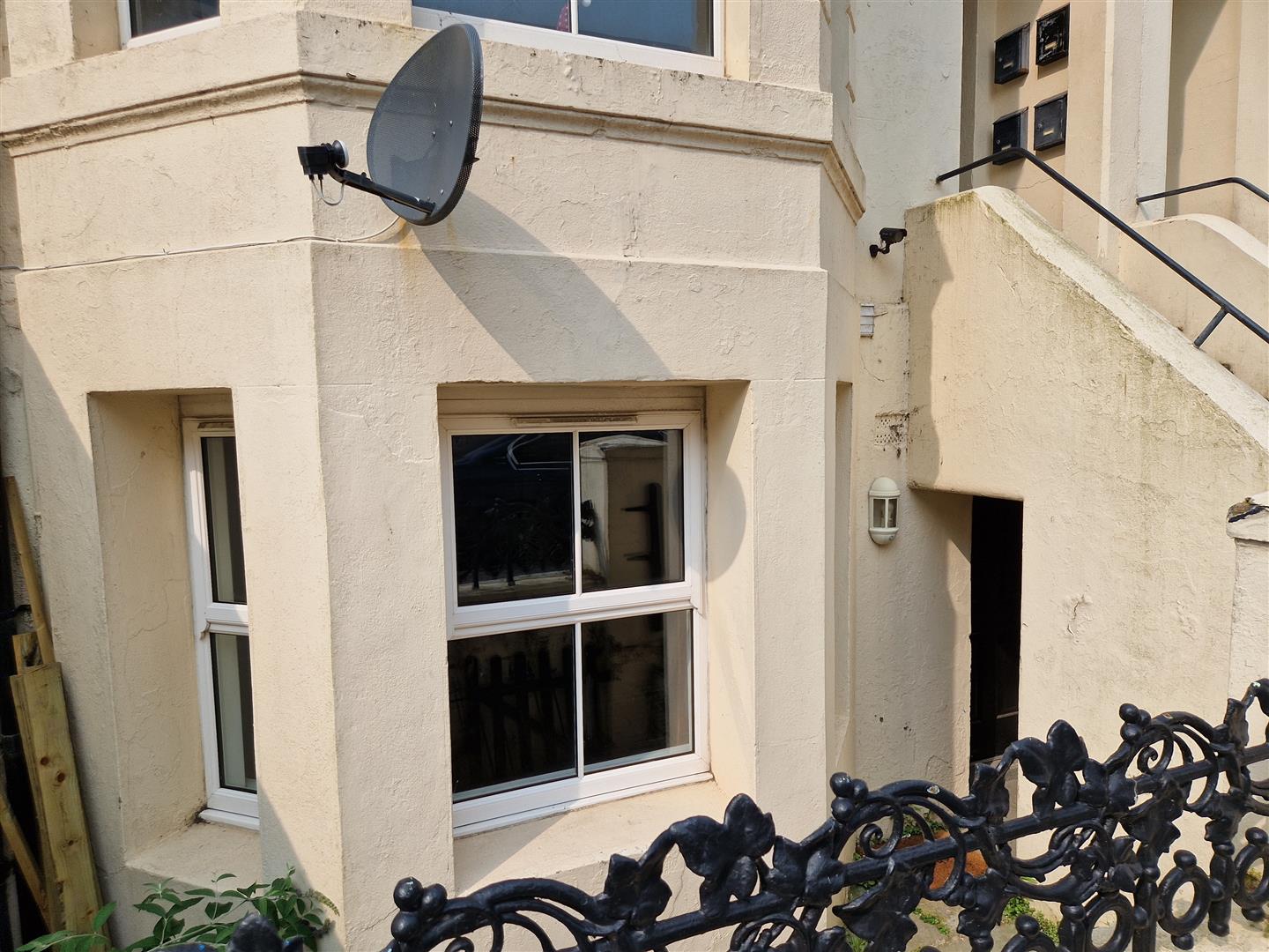 Flat Marine Terrace in Folkestone and Hythe District