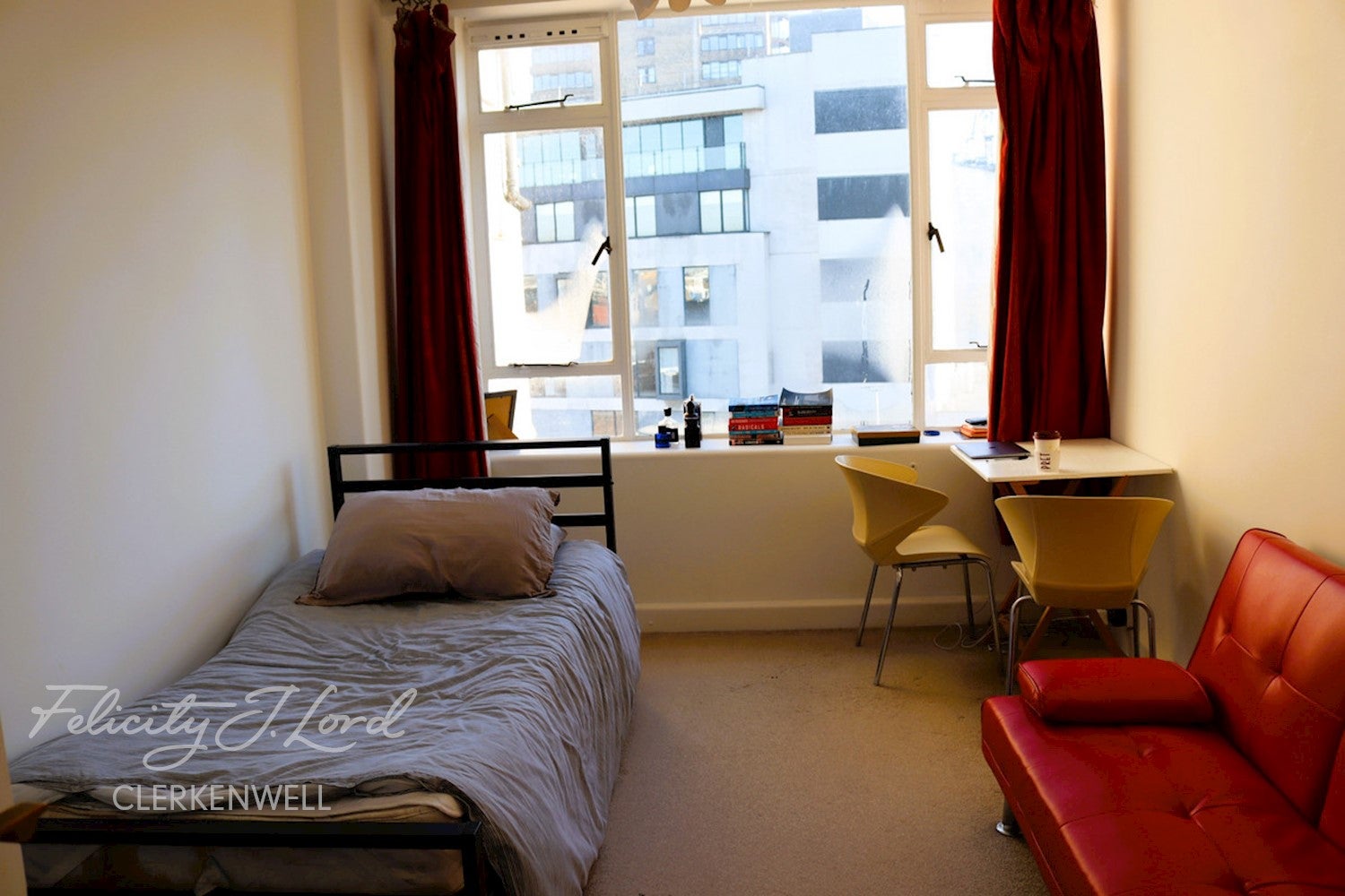 Flat Charterhouse Square in City of London