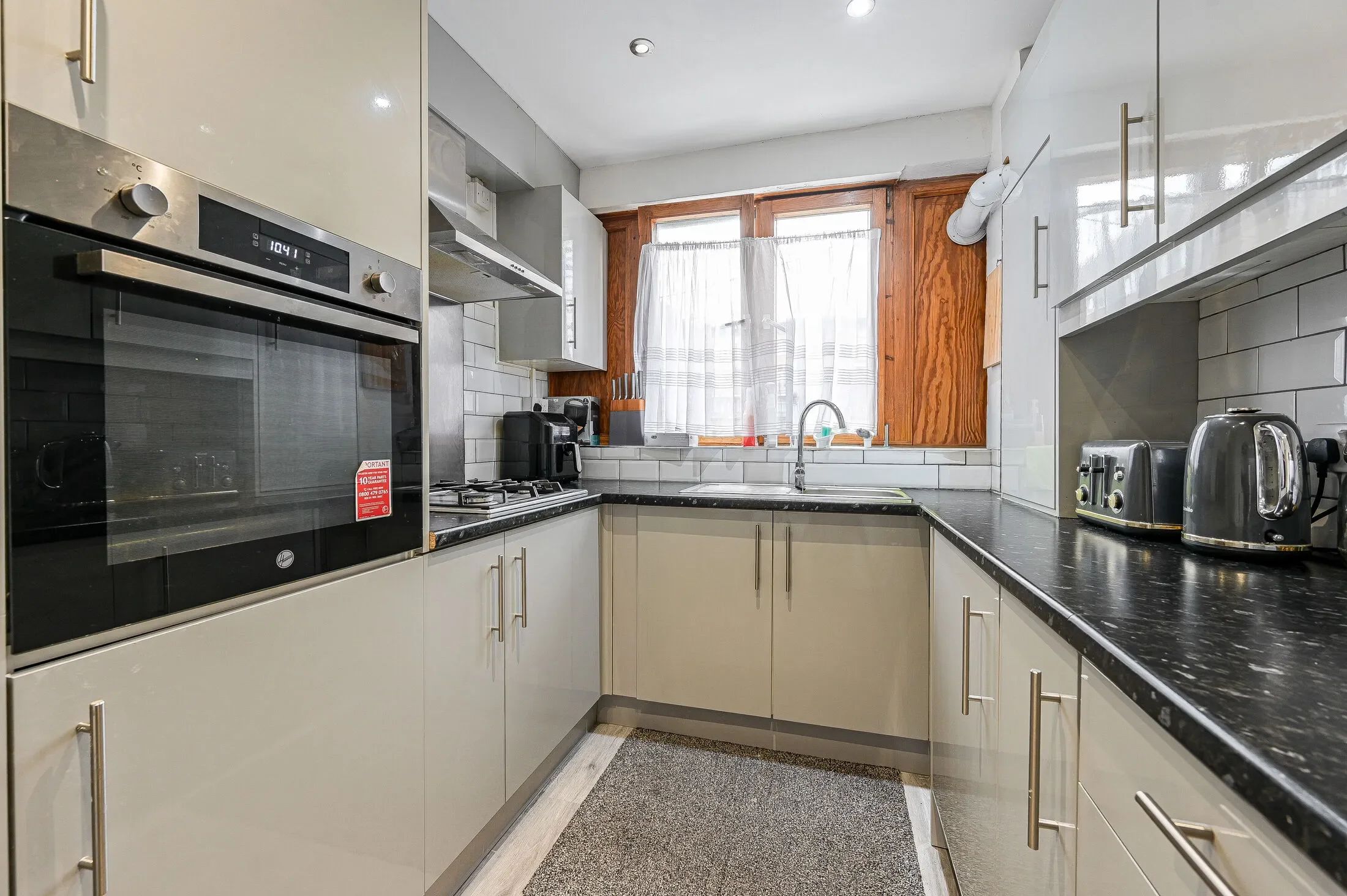 Flat Thornham Street in Greater London