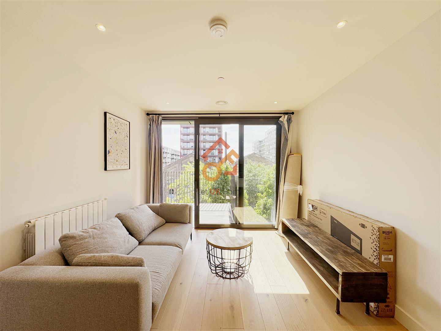 Flat Major Draper Street in Greater London
