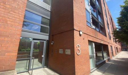 Flat Bury Street in Salford