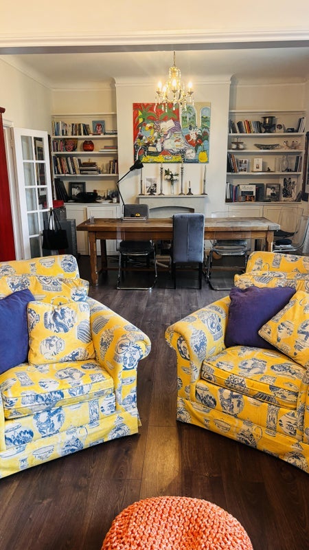 Flat Putney Hill in Greater London