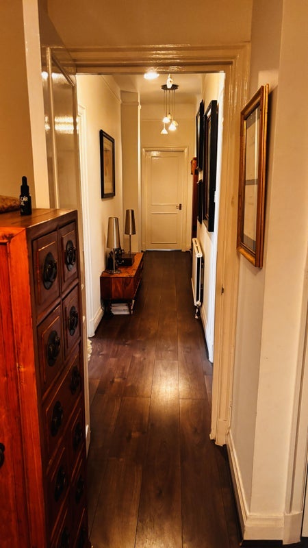 Flat Putney Hill in Greater London