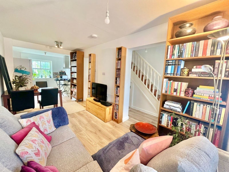 Room Milligan Street in Greater London