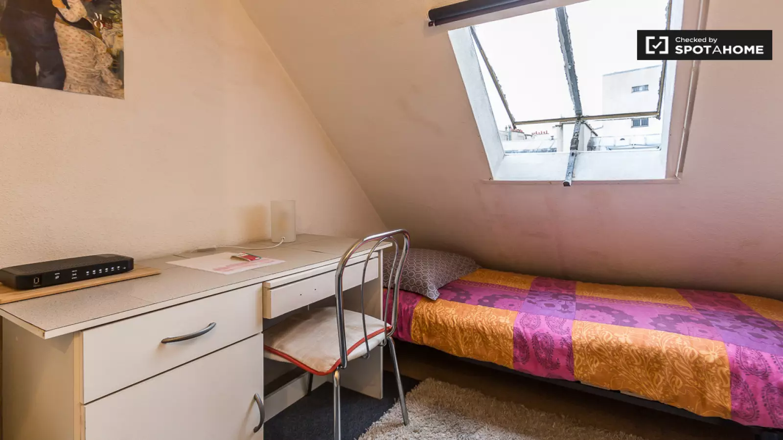 Flat Rue de Thann in Paris