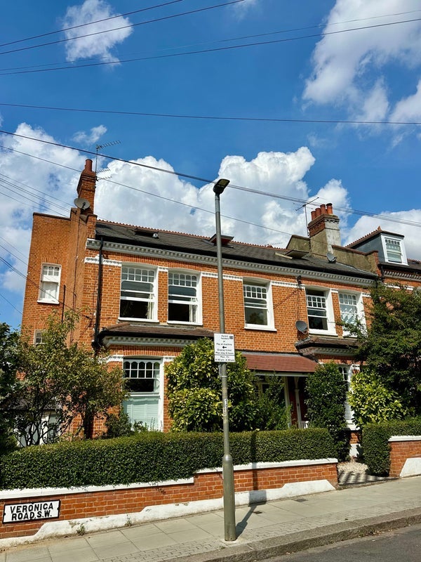Room Veronica Road in Greater London
