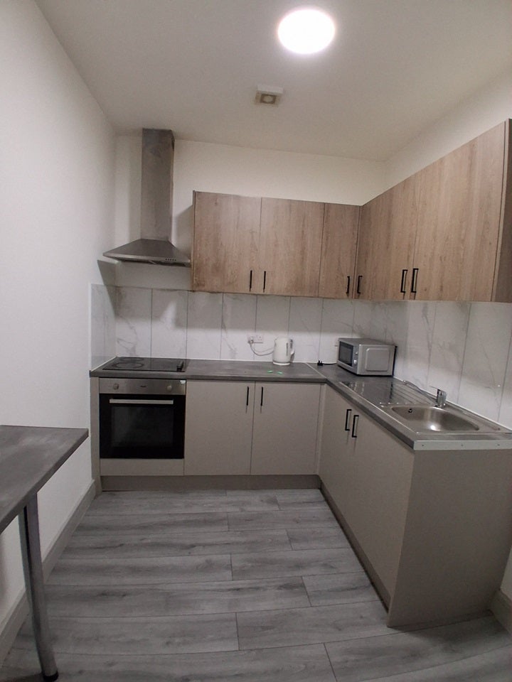 Flat Sutherland Road in Greater London