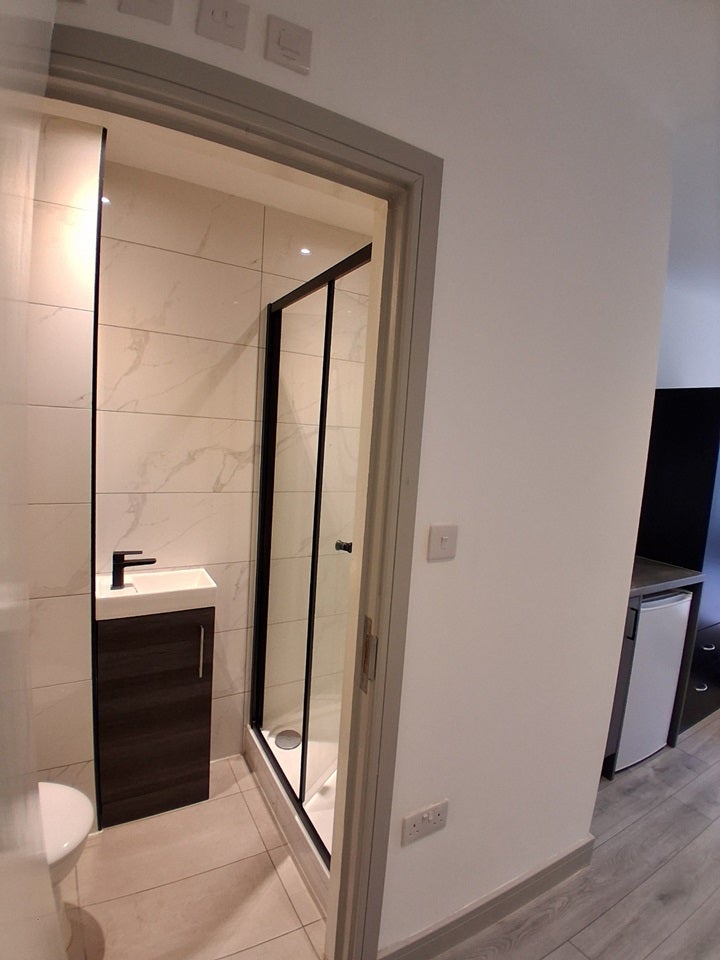 Flat Sutherland Road in Greater London