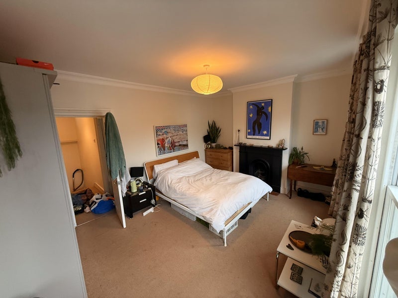 Room Lugard Road in Greater London