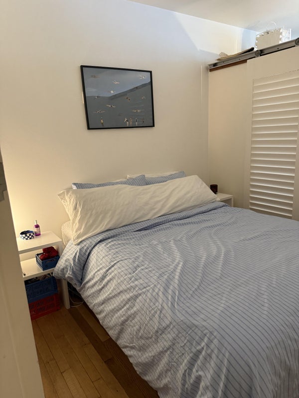 Flat Goswell Road in City of London
