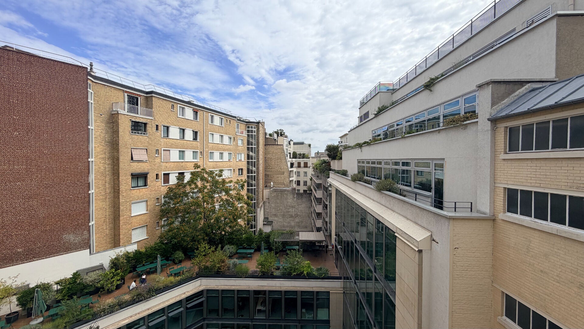 Appartement Rue du Général de Larminat à Paris