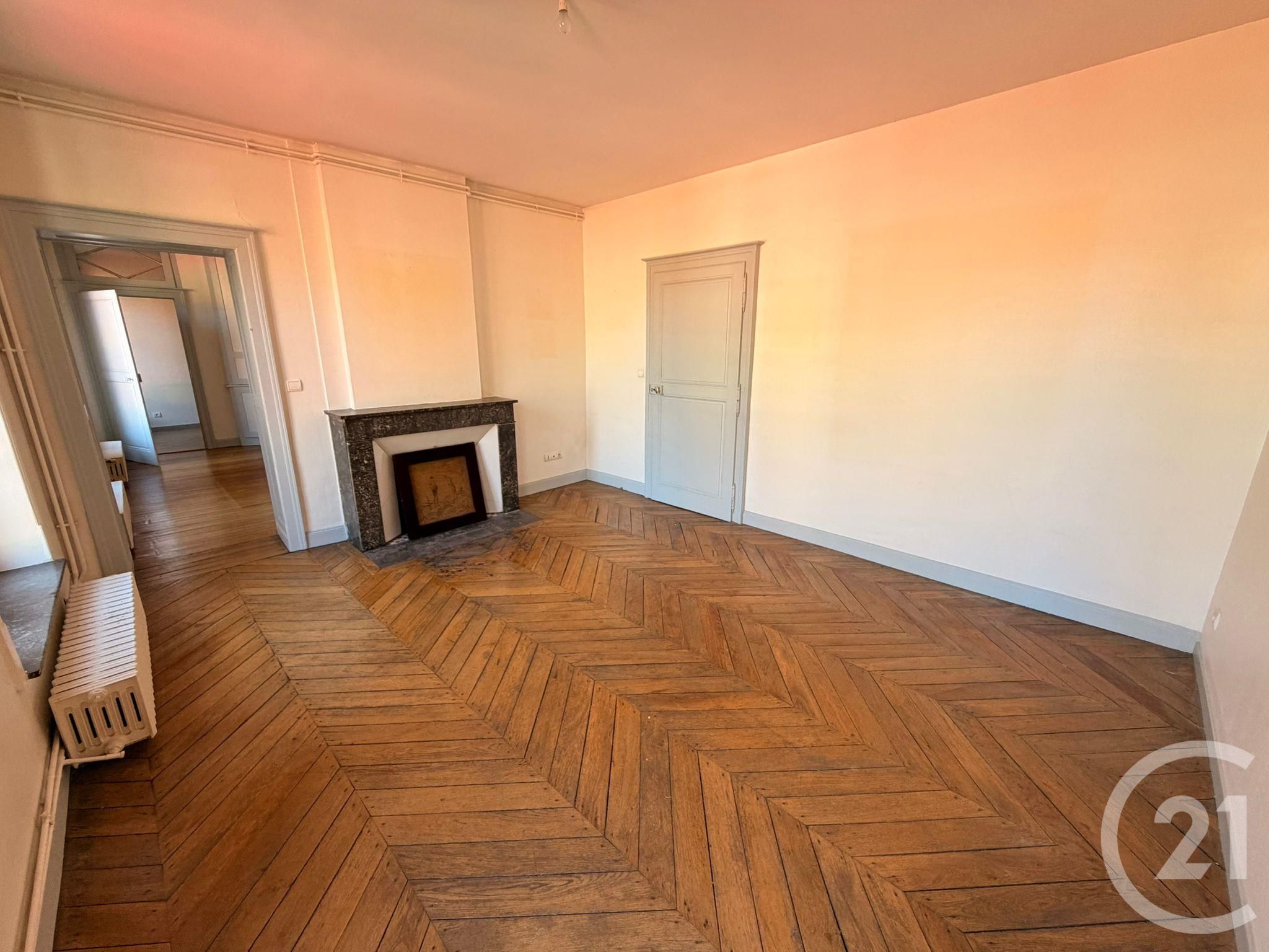 Flat Place de Chambre in Metz