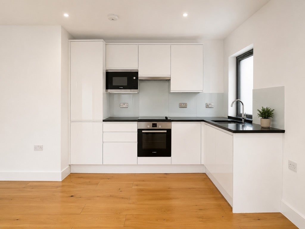 Flat Scarbrook Road in Greater London
