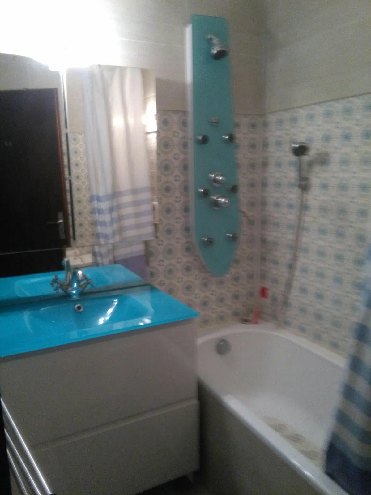 Room Rue de Versoix in Ferney-Voltaire