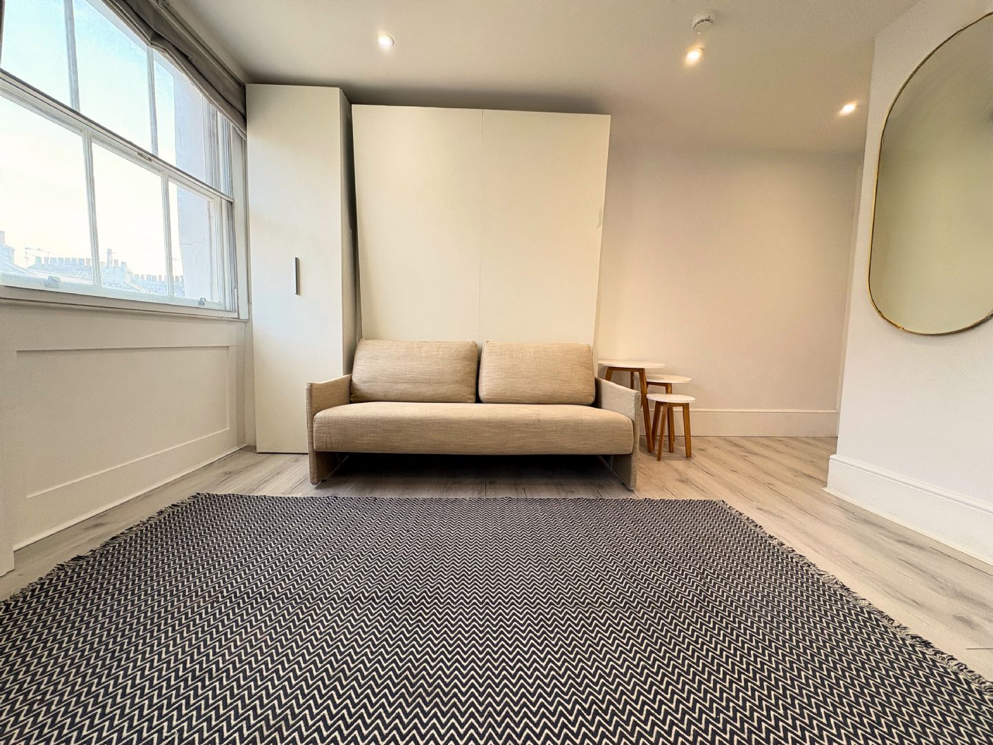 Flat Gloucester Place in City of Westminster