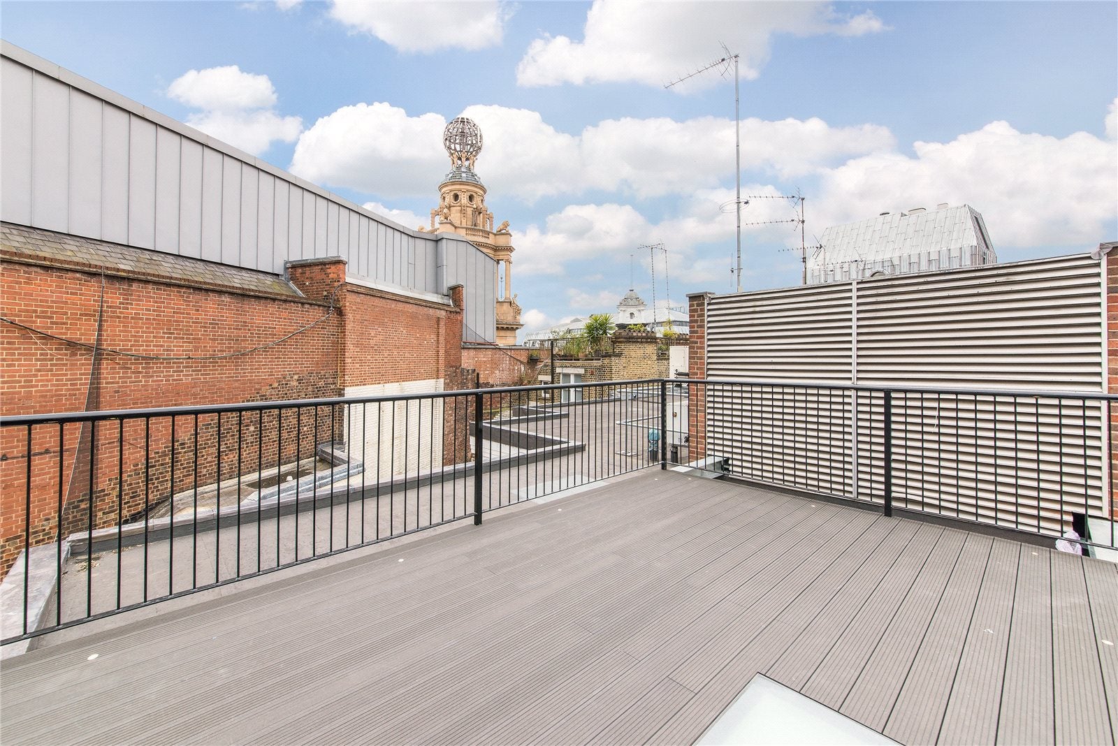 Flat Cranbourn Street in City of Westminster