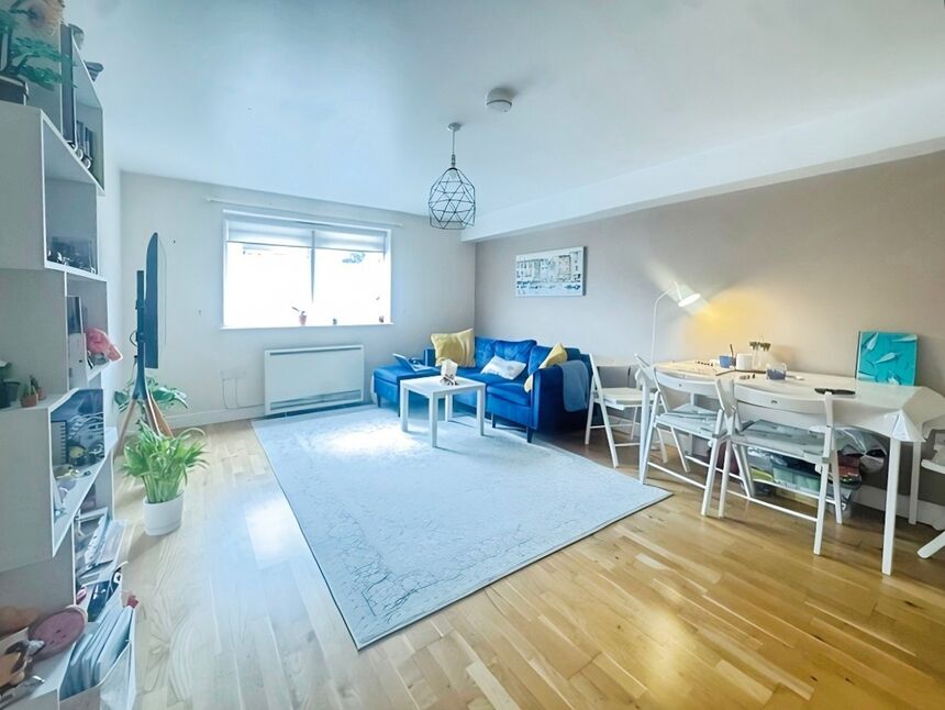 Flat Scotney Gardens in Maidstone