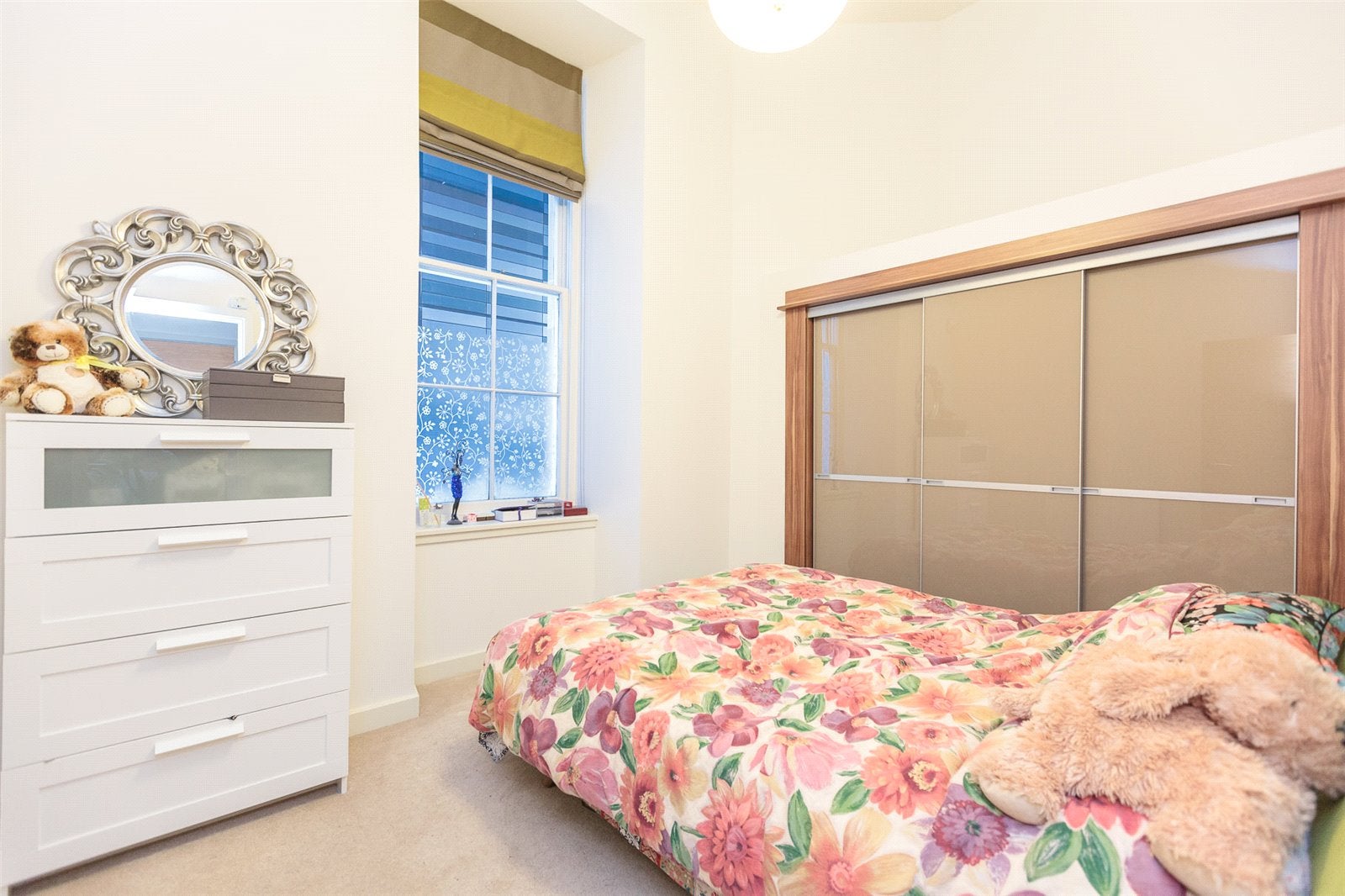 Flat Simpson Loan in City of Edinburgh