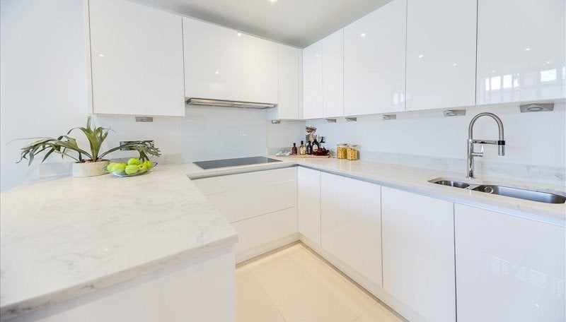 Flat Rainville Road in Greater London