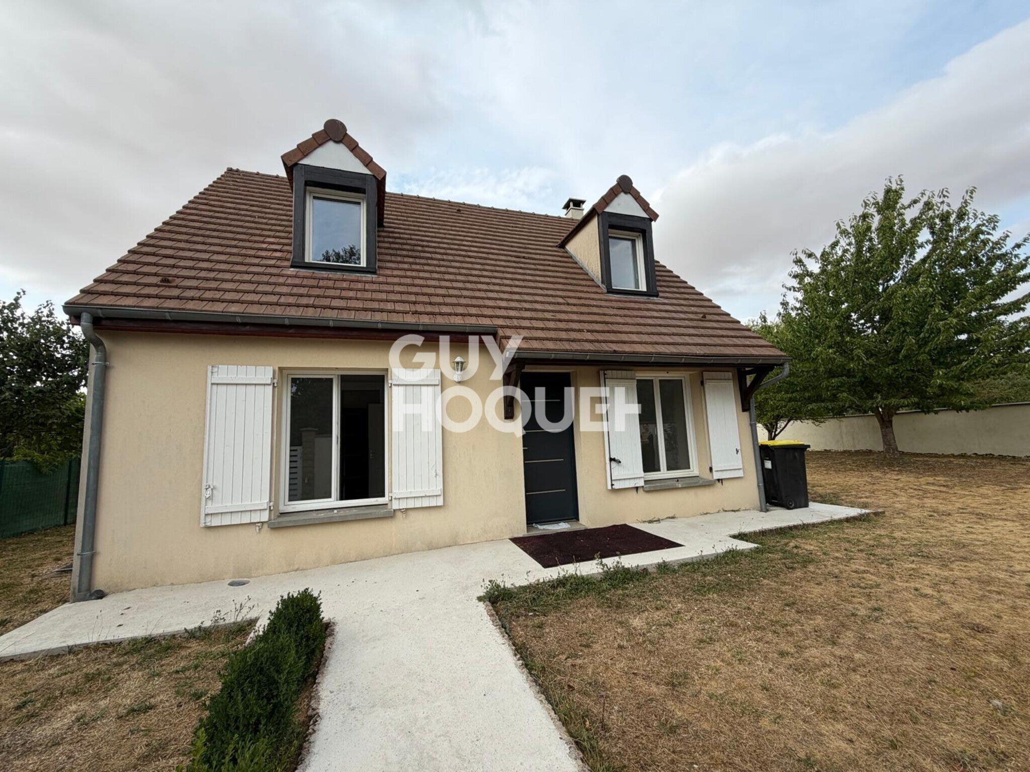 House Rue Aristide Briand in Pithiviers