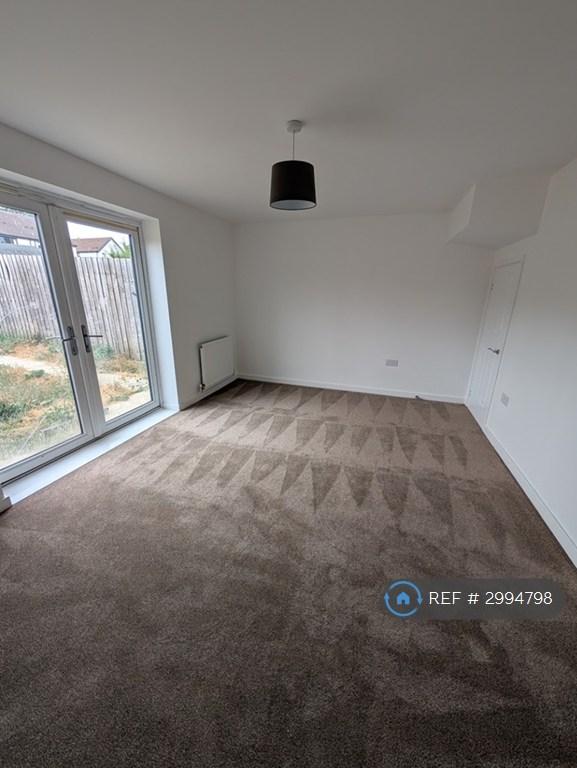 House Flying Fox Crescent in Doncaster