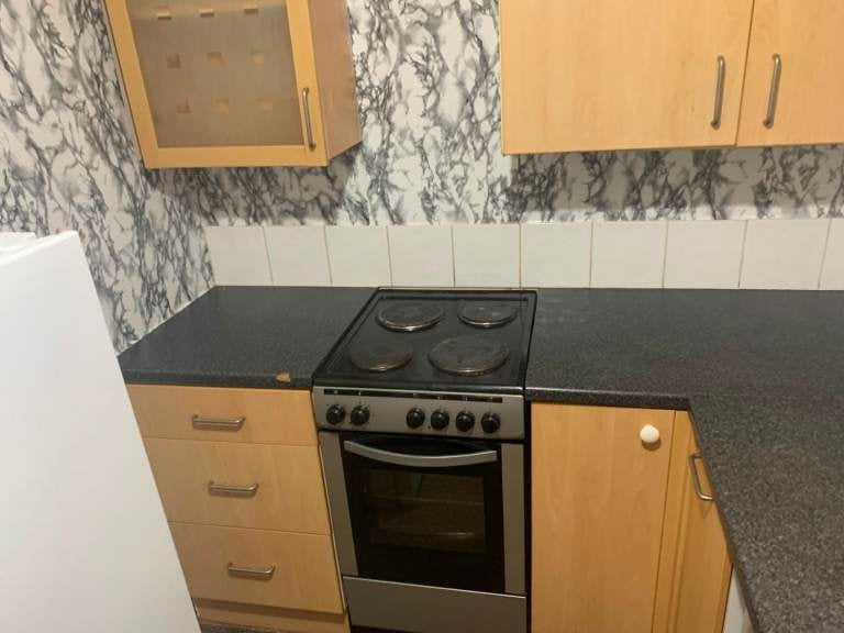 Flat Walmersley Road in Bury
