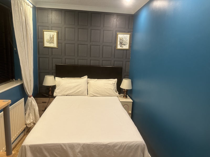 Room Pytchley Crescent in Greater London