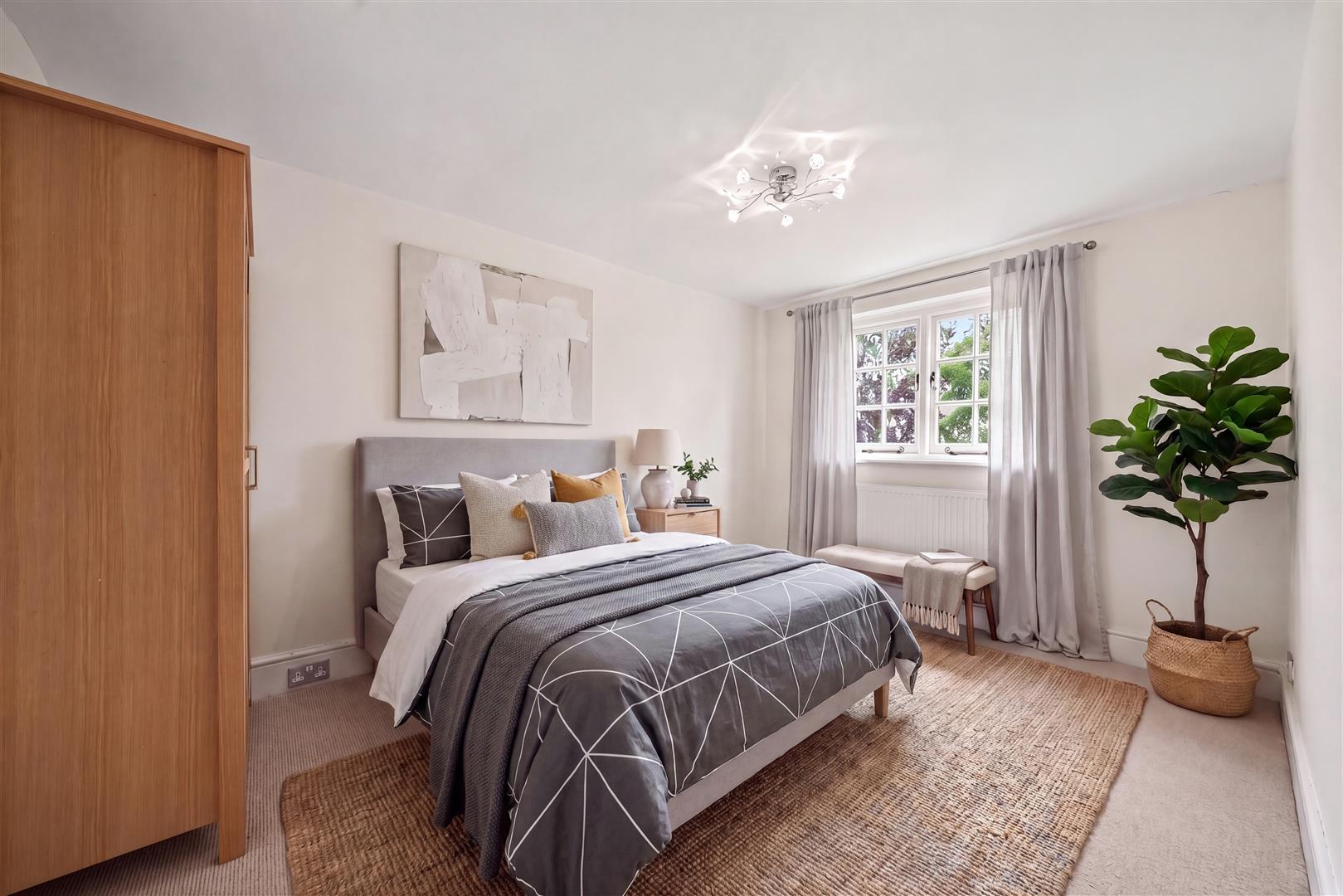 Flat Ferncroft Avenue in Greater London