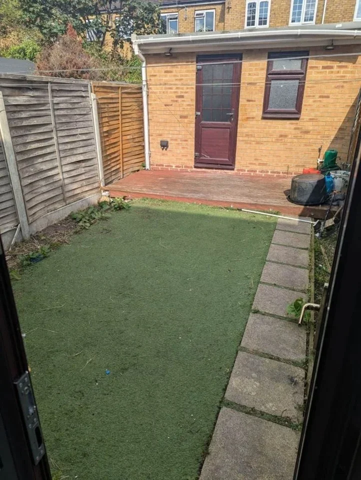 Flat Princes Road in Greater London