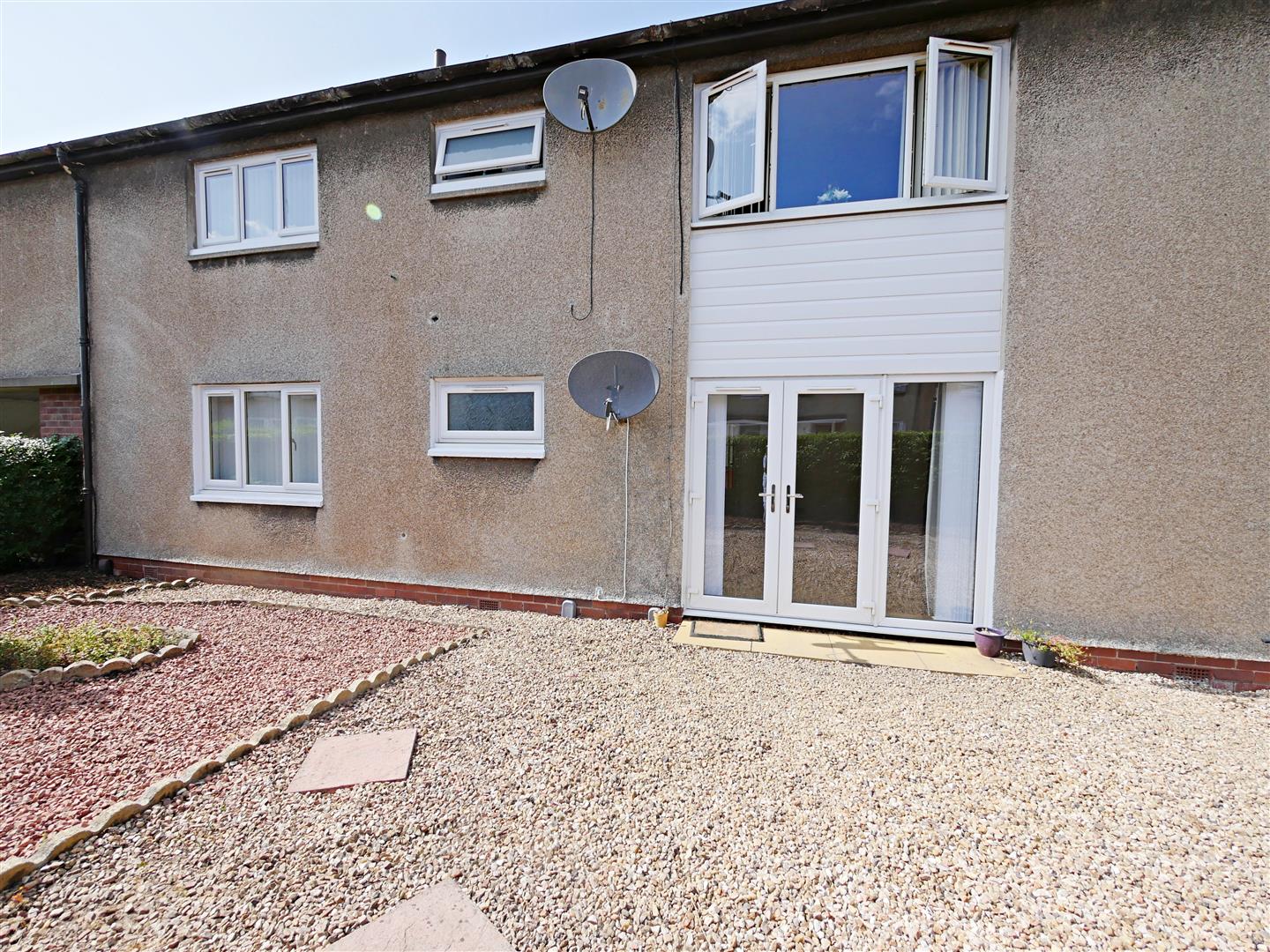 Flat Doon Road in Kirkintilloch